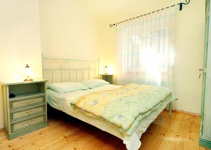 Luxury With A Swimming Pool Kavran, Marcana - 7311 Villa *